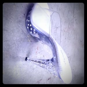 5" clear with stones shoe